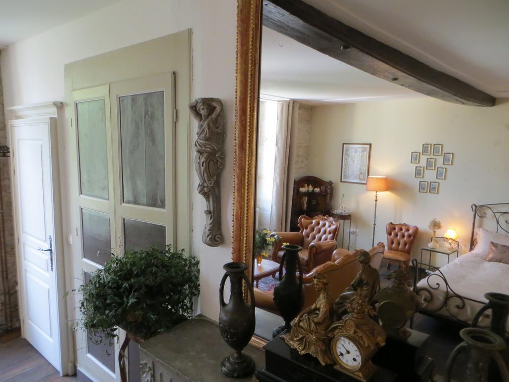 Le Bailli De Montsaugeon Bed & Breakfast 部屋 写真