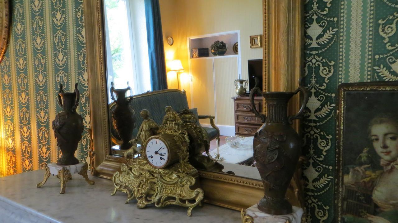 Le Bailli De Montsaugeon Bed & Breakfast 部屋 写真