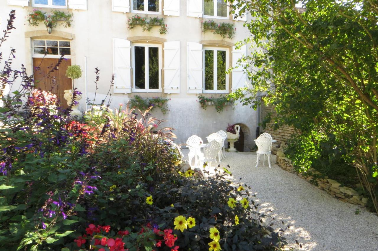 Le Bailli De Montsaugeon Bed & Breakfast エクステリア 写真