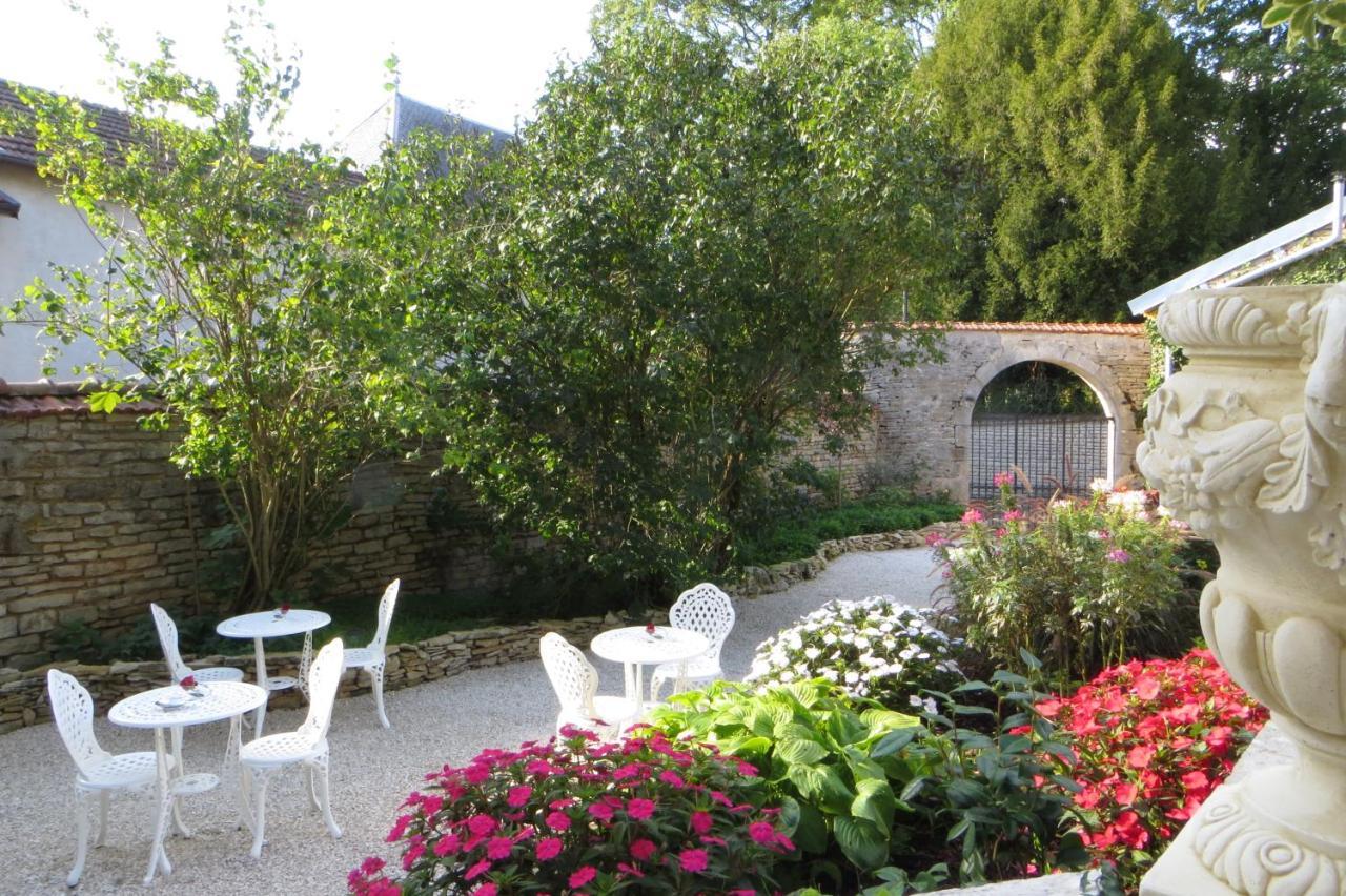 Le Bailli De Montsaugeon Bed & Breakfast エクステリア 写真